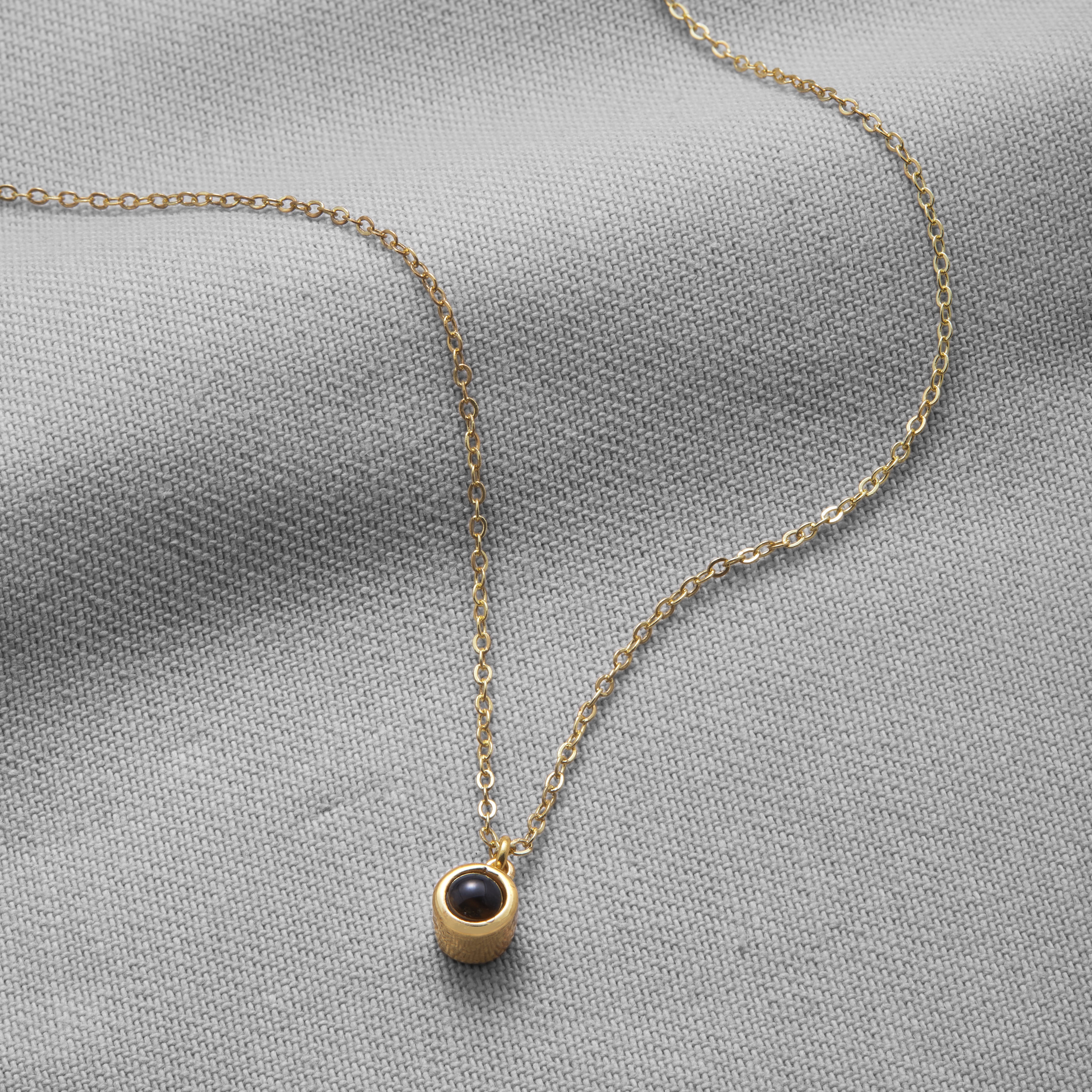 La classica collana di foto
