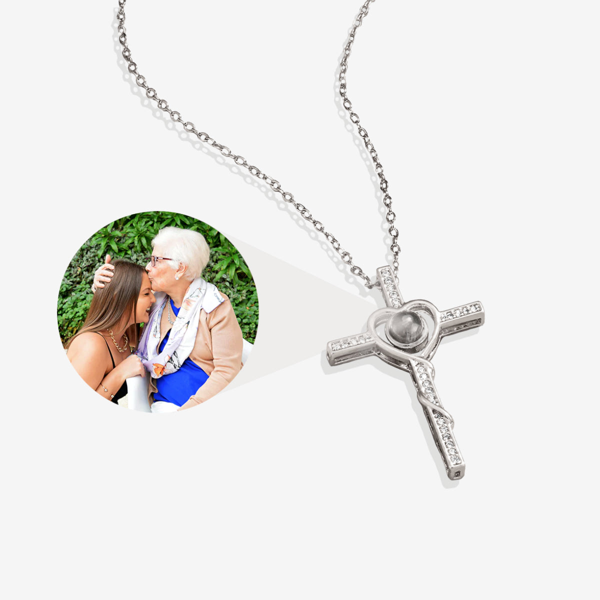 Collana di foto con cuore e croce
