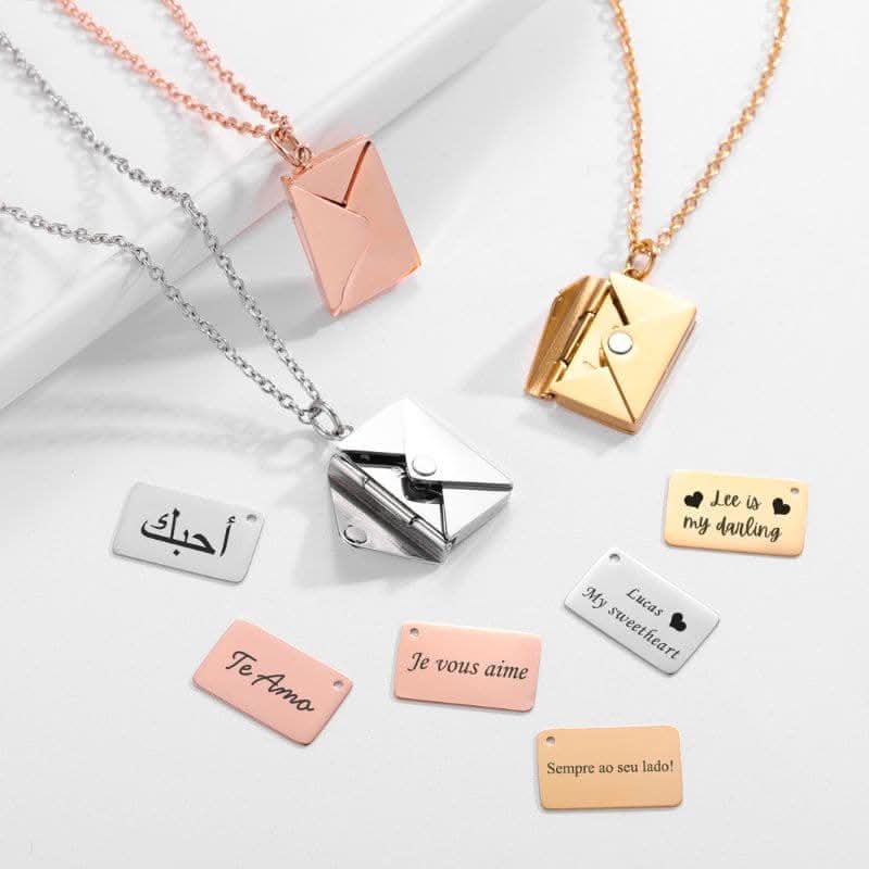 Collana con lettera personalizzata