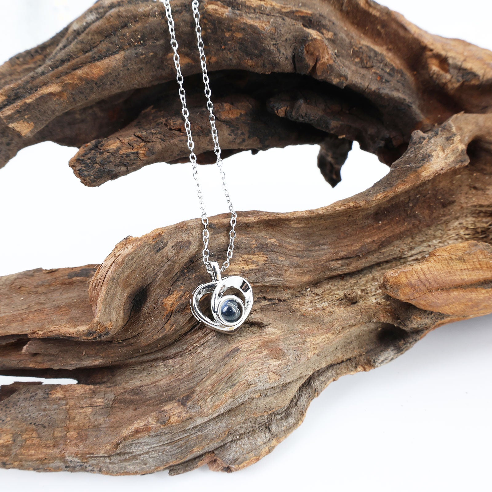 Bracciale semplice in argento proiezione cuore