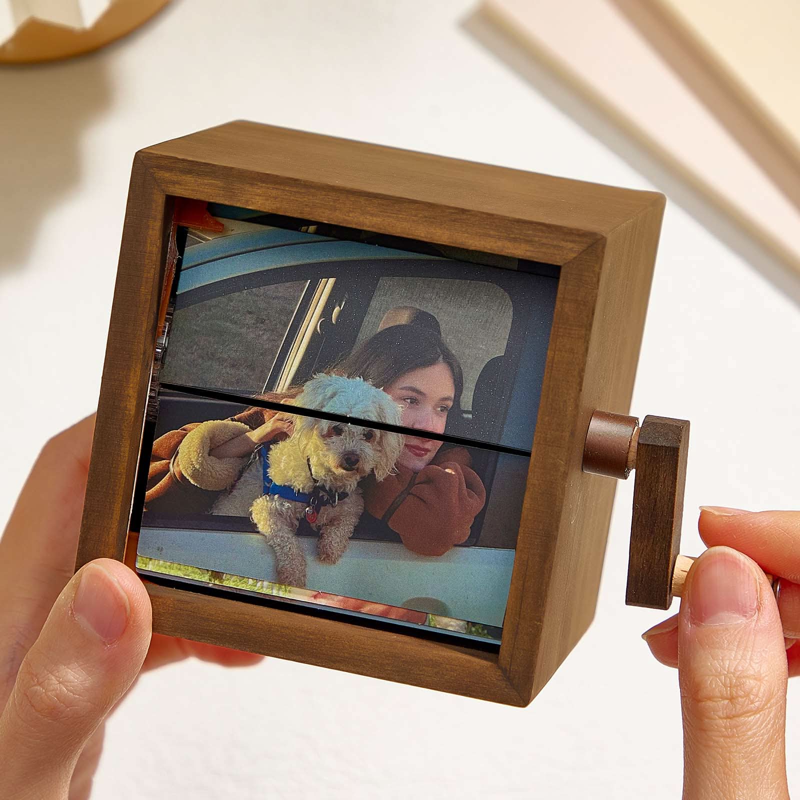 Cornice per flip book personalizzata