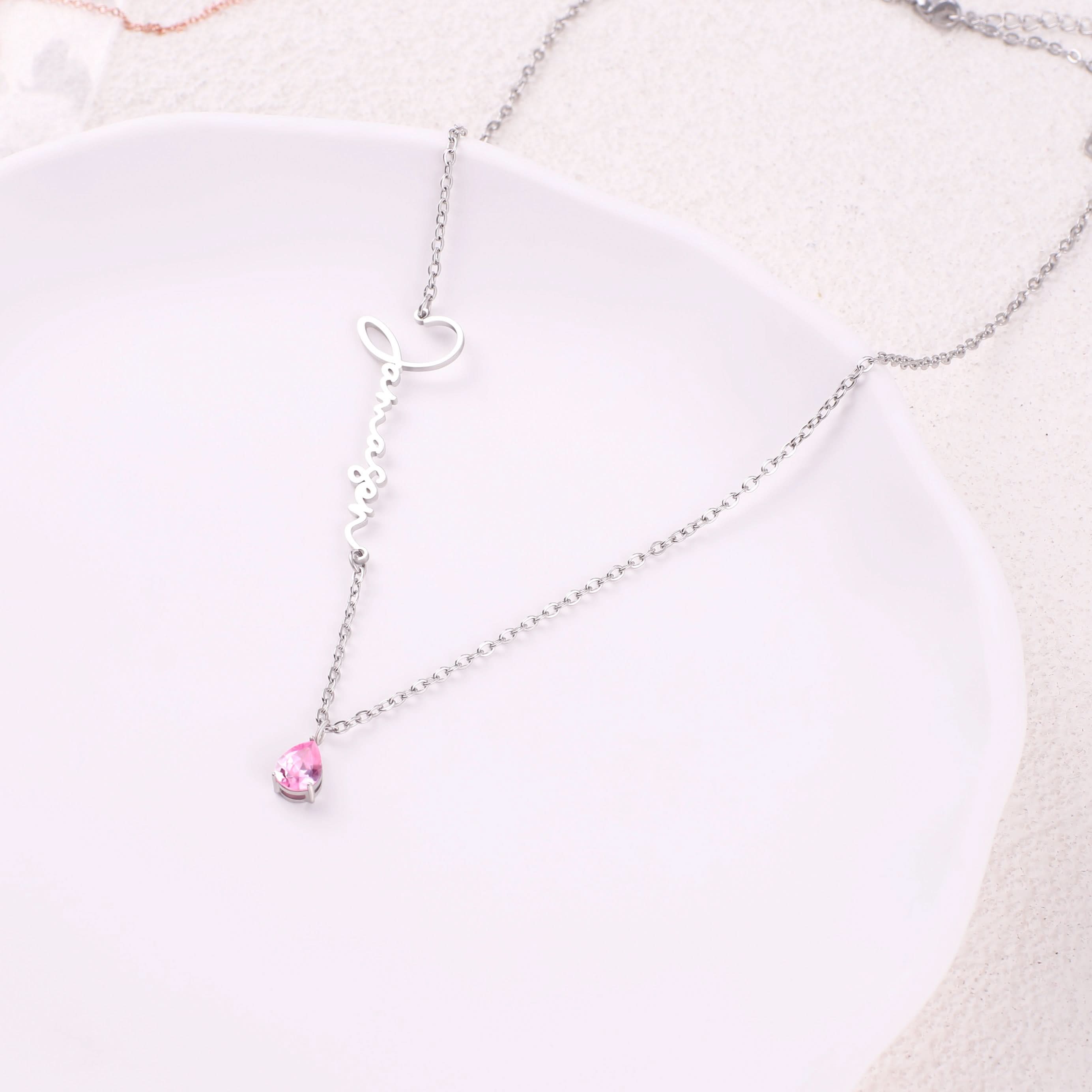 Collana con nome in pietra portafortuna fatta a mano