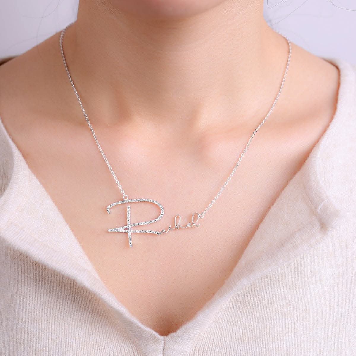 Collana con nome di lusso