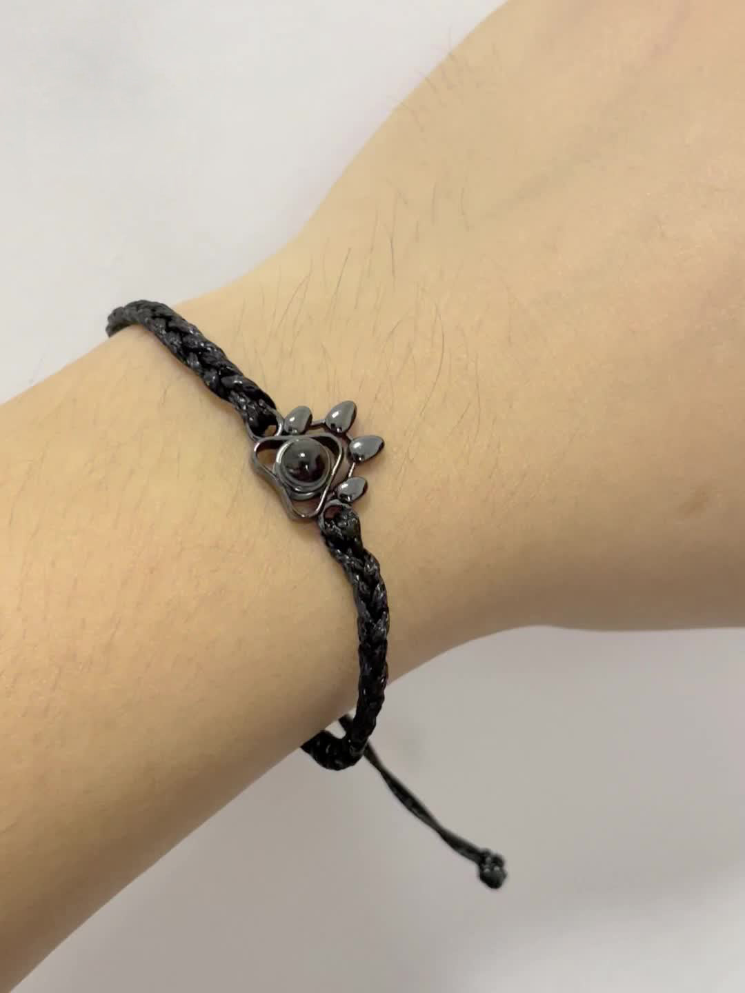 Bracciale con foto di zampa di animale domestico